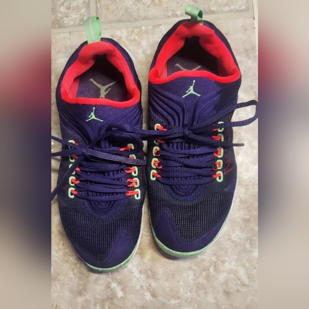 Jordan Flight Flex Trainer "The Joker" Size 7y/8.5 women